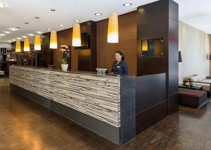 Luxushotel: Nh Danube City